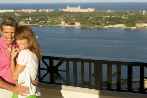 Снять в аренду кондоминиум в Уэст-Палм-Бич, Флорида 2 спальни, 182.83м2, № 579240 - фото 1