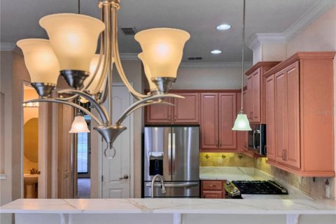 Townhouse in Windermere, Florida 4 bedrooms, 170.38 sq.m. № 1833327 - photo 12