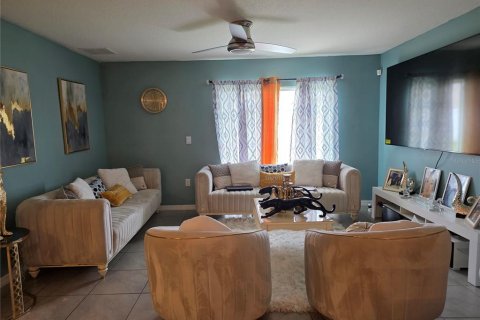 Villa ou maison à vendre à Ruskin, Floride: 5 chambres, 224.36 m2 № 1911134 - photo 3