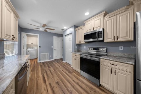 Villa ou maison à vendre à Belleview, Floride: 3 chambres, 121.05 m2 № 2400083 - photo 11
