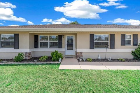 Villa ou maison à vendre à Belleview, Floride: 3 chambres, 121.05 m2 № 2400083 - photo 2