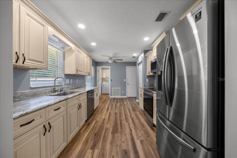 Villa ou maison à vendre à Belleview, Floride: 3 chambres, 121.05 m2 № 2400083 - photo 12