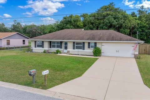 Villa ou maison à vendre à Belleview, Floride: 3 chambres, 121.05 m2 № 2400083 - photo 3