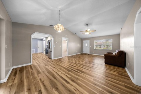 Villa ou maison à vendre à Belleview, Floride: 3 chambres, 121.05 m2 № 2400083 - photo 7