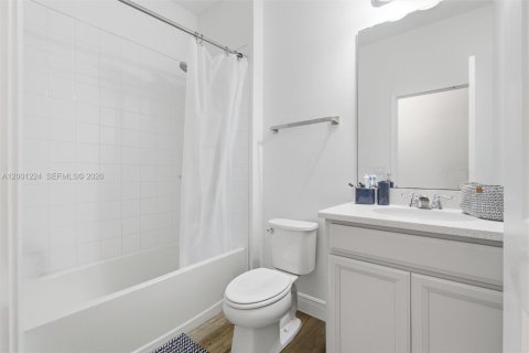 Villa ou maison à vendre à Winter Garden, Floride: 4 chambres, 208.1 m2 № 2065722 - photo 25