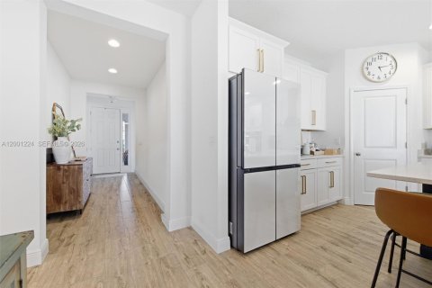 Villa ou maison à vendre à Winter Garden, Floride: 4 chambres, 208.1 m2 № 2065722 - photo 15