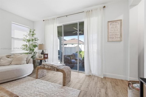 Villa ou maison à vendre à Winter Garden, Floride: 4 chambres, 208.1 m2 № 2065722 - photo 6