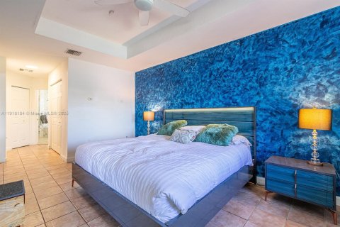 Снять в аренду виллу или дом в Майами, Флорида 3 спальни, 176.61м2, № 1974269 - фото 17
