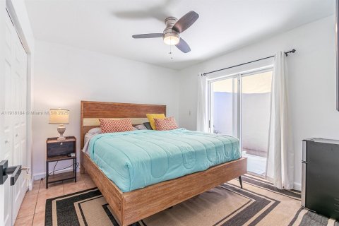 Снять в аренду виллу или дом в Майами, Флорида 3 спальни, 176.61м2, № 1974269 - фото 22