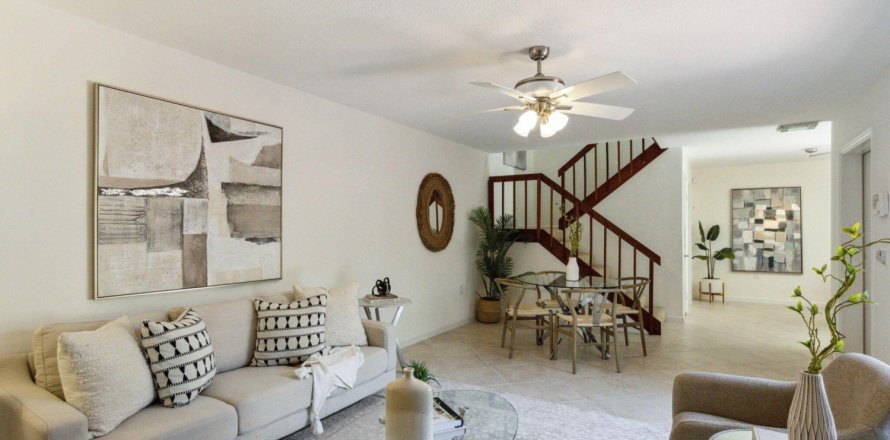Townhouse in Delray Beach, Florida 2 bedrooms, 108.32 sq.m. № 1097422