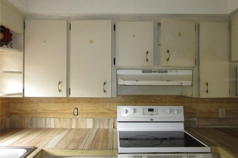 Commercial property in Lakeland, Florida 4 bedrooms, 184.41 sq.m. № 2198411 - photo 13