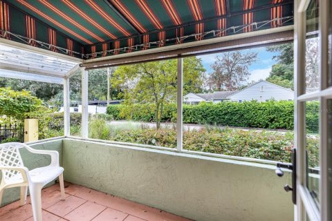 Villa ou maison à vendre à Orlando, Floride: 2 chambres, 120.87 m2 № 2406754 - photo 12