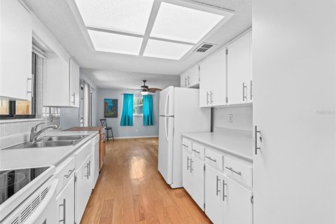 Casa en venta en Ocala, Florida, 3 dormitorios, 135.27 m2 № 1785316 - foto 4