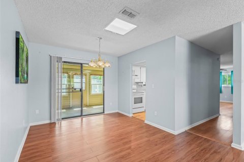 Casa en venta en Ocala, Florida, 3 dormitorios, 135.27 m2 № 1785316 - foto 2