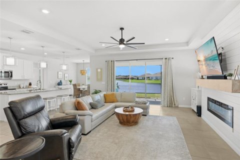 Villa ou maison à vendre à Bradenton, Floride: 4 chambres, 261.06 m2 № 2421611 - photo 10