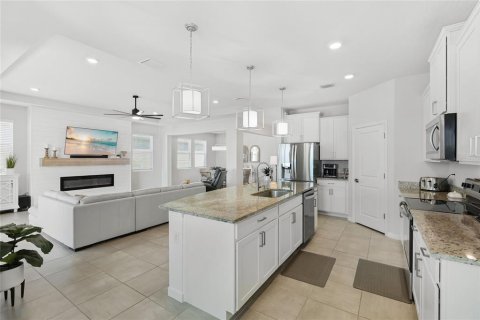 Villa ou maison à vendre à Bradenton, Floride: 4 chambres, 261.06 m2 № 2421611 - photo 15