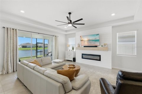 Villa ou maison à vendre à Bradenton, Floride: 4 chambres, 261.06 m2 № 2421611 - photo 9
