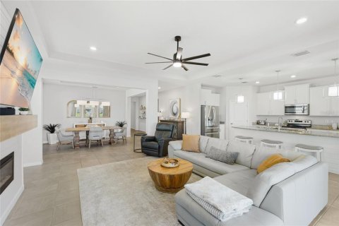 Villa ou maison à vendre à Bradenton, Floride: 4 chambres, 261.06 m2 № 2421611 - photo 11