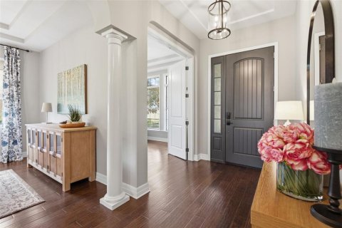 House in Lutz, Florida 5 bedrooms, 430.04 sq.m. № 2230922 - photo 3