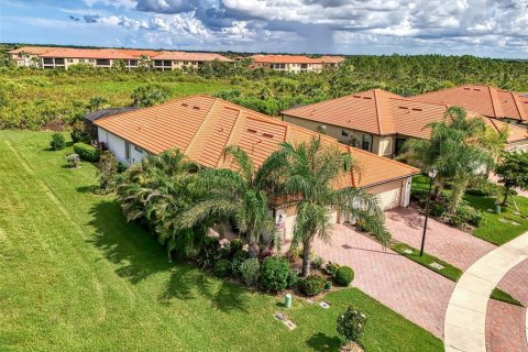 House in Venice, Florida 2 bedrooms, 145.67 sq.m. № 1848059 - photo 4