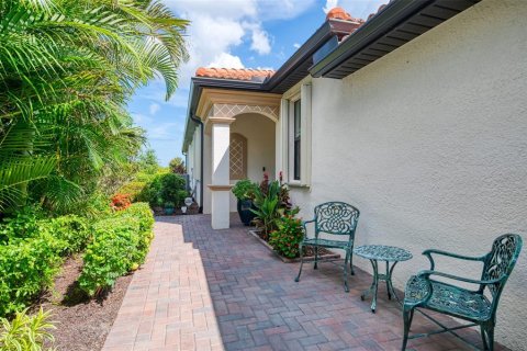 House in Venice, Florida 2 bedrooms, 145.67 sq.m. № 1848059 - photo 5