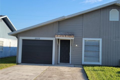 Casa en alquiler en Land O' Lakes, Florida, 3 dormitorios, 95.78 m2 № 1904103 - foto 1