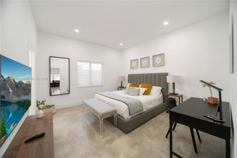 House in Miami, Florida 4 bedrooms № 1777690 - photo 17