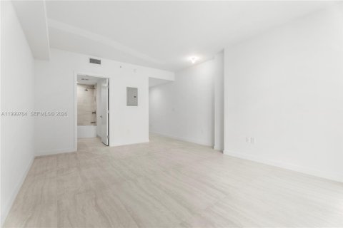 Copropriété à louer à Miami, Floride № 2170100 - photo 7