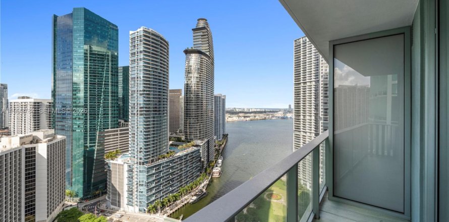 Studio à Condo à Miami, Floride № 2170100