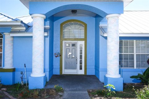 Villa ou maison à vendre à Deltona, Floride: 3 chambres, 157.47 m2 № 2094082 - photo 2