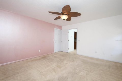 Villa ou maison à vendre à Deltona, Floride: 3 chambres, 157.47 m2 № 2094082 - photo 28