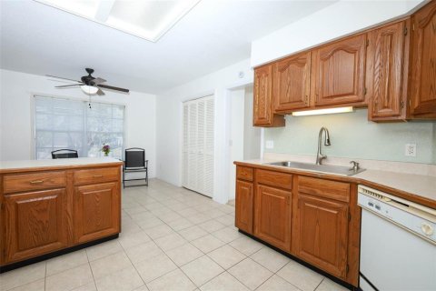 Villa ou maison à vendre à Deltona, Floride: 3 chambres, 157.47 m2 № 2094082 - photo 21