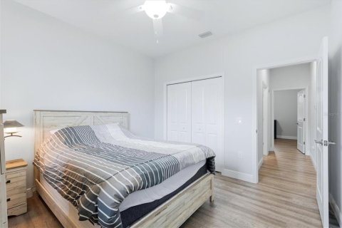 Casa en venta en North Port, Florida, 3 dormitorios, 157.19 m2 № 2104474 - foto 30