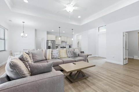 Casa en venta en North Port, Florida, 3 dormitorios, 157.19 m2 № 2104474 - foto 13
