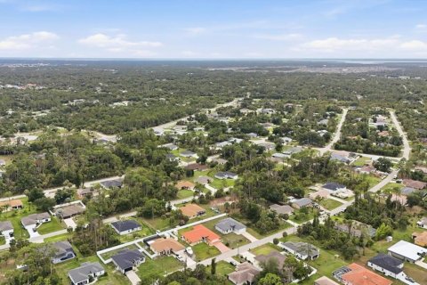 Casa en venta en North Port, Florida, 3 dormitorios, 157.19 m2 № 2104474 - foto 5