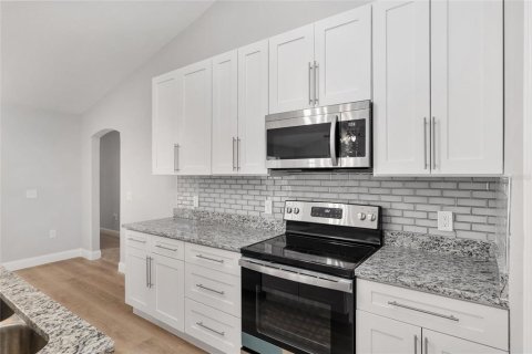 Villa ou maison à louer à Ocala, Floride: 4 chambres, 207.92 m2 № 2388630 - photo 24