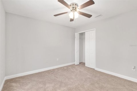 Villa ou maison à louer à Ocala, Floride: 4 chambres, 207.92 m2 № 2388630 - photo 12