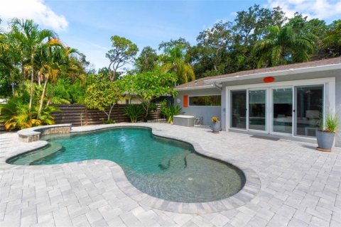 Villa ou maison à louer à Sarasota, Floride: 2 chambres, 105.91 m2 № 1736814 - photo 6