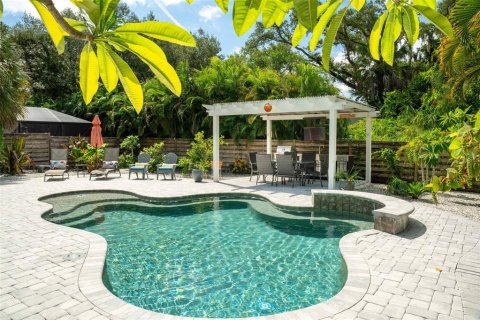 Villa ou maison à louer à Sarasota, Floride: 2 chambres, 105.91 m2 № 1736814 - photo 8