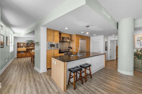 Condominio en venta en Tampa, Florida, 1 dormitorio, 126.16 m2 № 1684572 - foto 13