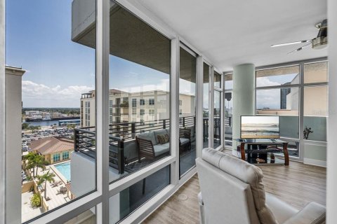 Condominio en venta en Tampa, Florida, 1 dormitorio, 126.16 m2 № 1684572 - foto 27