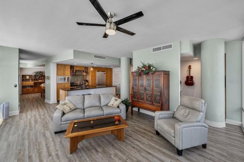 Condominio en venta en Tampa, Florida, 1 dormitorio, 126.16 m2 № 1684572 - foto 23