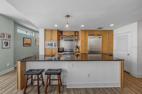 Condominio en venta en Tampa, Florida, 1 dormitorio, 126.16 m2 № 1684572 - foto 15