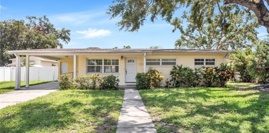 Villa ou maison à Tampa, Floride 3 chambres, 151.24 m2 № 1810696
