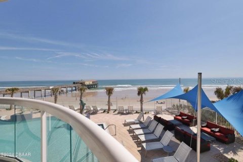 Condominio en venta en Daytona Beach, Florida, 2 dormitorios, 198.44 m2 № 1722979 - foto 12