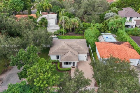 Villa ou maison à louer à Coral Gables, Floride: 2 chambres, 109.72 m2 № 1989564 - photo 25