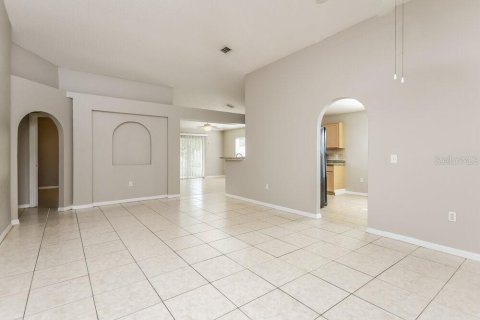 Casa en alquiler en Orlando, Florida, 4 dormitorios, 174.1 m2 № 2113337 - foto 4