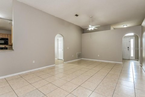 Casa en alquiler en Orlando, Florida, 4 dormitorios, 174.1 m2 № 2113337 - foto 8
