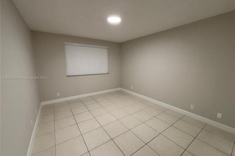 Appartement à louer à Doral, Floride: 2 chambres, 92.16 m2 № 1888079 - photo 20