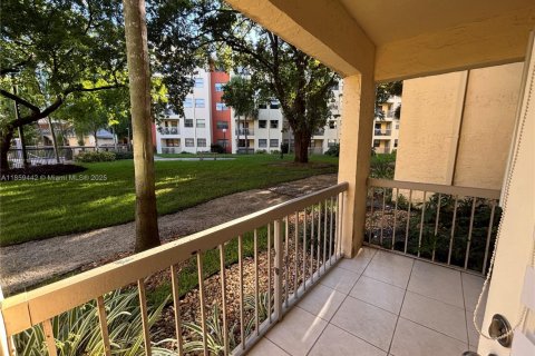 Appartement à louer à Doral, Floride: 2 chambres, 92.16 m2 № 1888079 - photo 8
